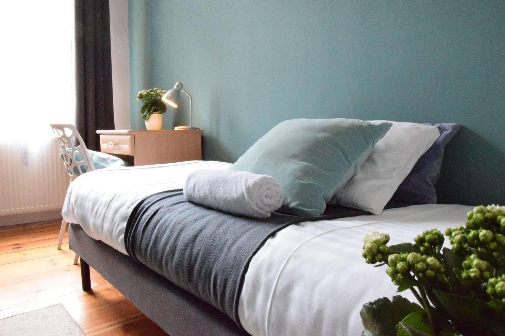 Blooms Inn - City Center Poznan By Friendly Apartments Апарт-готель Познань