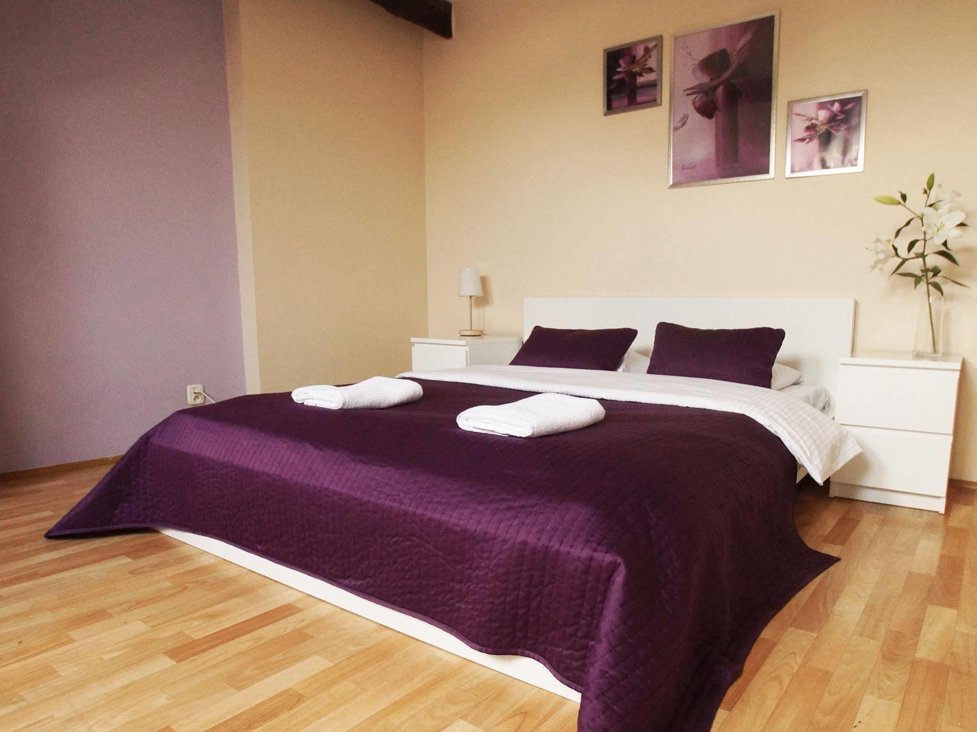 Blooms Inn - City Center Poznan By Friendly Apartments Aparthotel